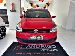 VOLKSWAGEN - FOX - 2013/2014 - Vermelha - R$ 41.900,00