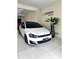 VOLKSWAGEN - GOLF - 2016/2016 - Branca - R$ 179.900,00