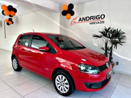 VOLKSWAGEN - FOX - 2013/2014 - Vermelha - R$ 41.900,00