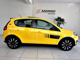 FIAT - PALIO - 2013/2014 - Amarela - R$ 46.800,00