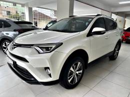 TOYOTA - RAV4 - 2018/2019 - Branca - R$ 139.900,00