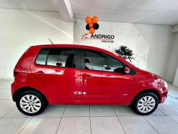 VOLKSWAGEN - FOX - 2013/2014 - Vermelha - R$ 41.900,00