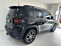 JEEP - RENEGADE - 2022/2022 - Preta - R$ 112.900,00