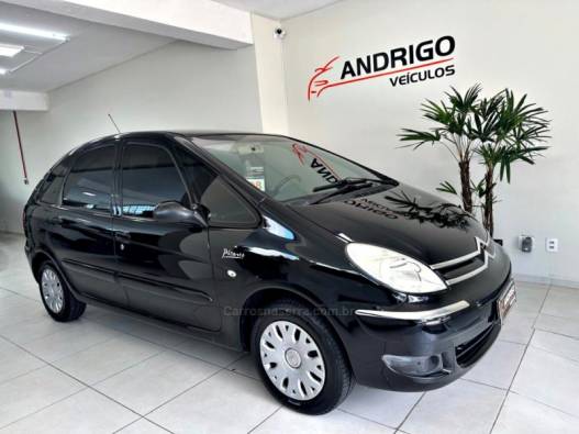 CITROËN - XSARA PICASSO - 2008/2008 - Preta - R$ 20.800,00