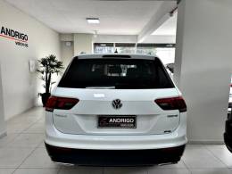 VOLKSWAGEN - TIGUAN - 2018/2018 - Branca - R$ 119.900,00