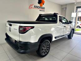 FIAT - STRADA - 2022/2023 - Branca - R$ 77.900,00