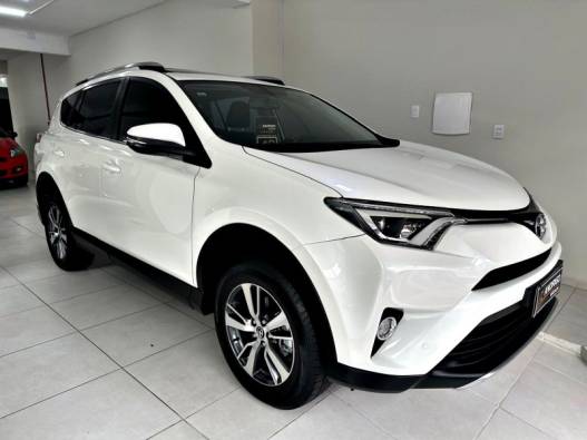 TOYOTA - RAV4 - 2018/2019 - Branca - R$ 139.900,00