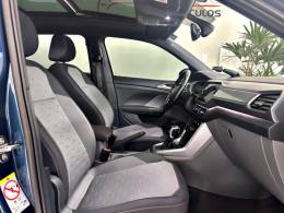 VOLKSWAGEN - T-CROSS - 2020/2020 - Azul - R$ 107.900,00