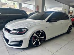 VOLKSWAGEN - GOLF - 2016/2016 - Branca - R$ 179.900,00