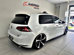 VOLKSWAGEN - GOLF - 2016/2016 - Branca - R$ 179.900,00