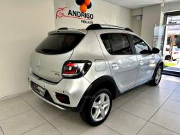 RENAULT - SANDERO - 2018/2019 - Prata - R$ 54.900,00