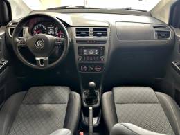 VOLKSWAGEN - FOX - 2014/2015 - Vermelha - R$ 45.900,00