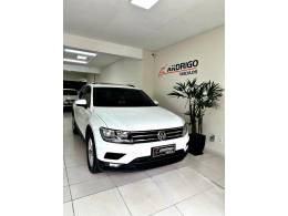 VOLKSWAGEN - TIGUAN - 2018/2018 - Branca - R$ 119.900,00