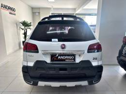 FIAT - PALIO - 2013/2014 - Branca - R$ 44.900,00