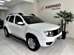 RENAULT - DUSTER - 2015/2016 - Branca - R$ 62.900,00