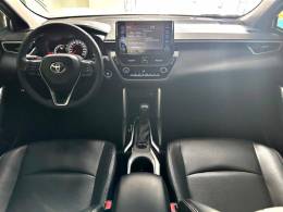 TOYOTA - COROLLA - 2021/2022 - Prata - R$ 147.900,00