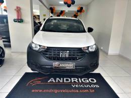 FIAT - STRADA - 2022/2023 - Branca - R$ 77.900,00