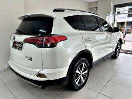 TOYOTA - RAV4 - 2018/2019 - Branca - R$ 139.900,00