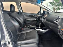 HONDA - FIT - 2015/2016 - Cinza - R$ 69.900,00