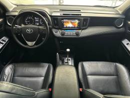 TOYOTA - RAV4 - 2018/2019 - Branca - R$ 139.900,00