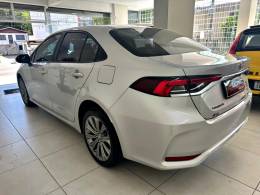 TOYOTA - COROLLA - 2020/2021 - Prata - R$ 124.900,00