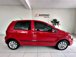 VOLKSWAGEN - FOX - 2014/2015 - Vermelha - R$ 45.900,00